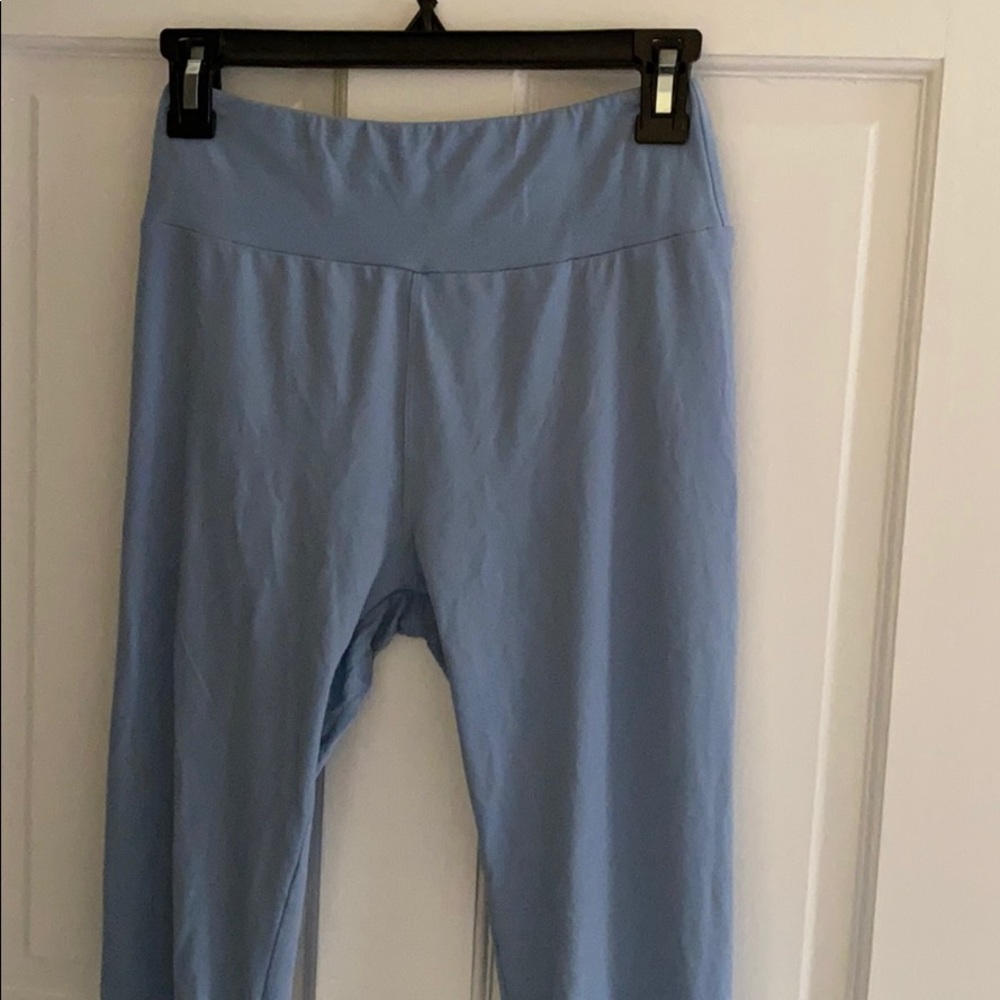 Carolina blue Lularoe leggings